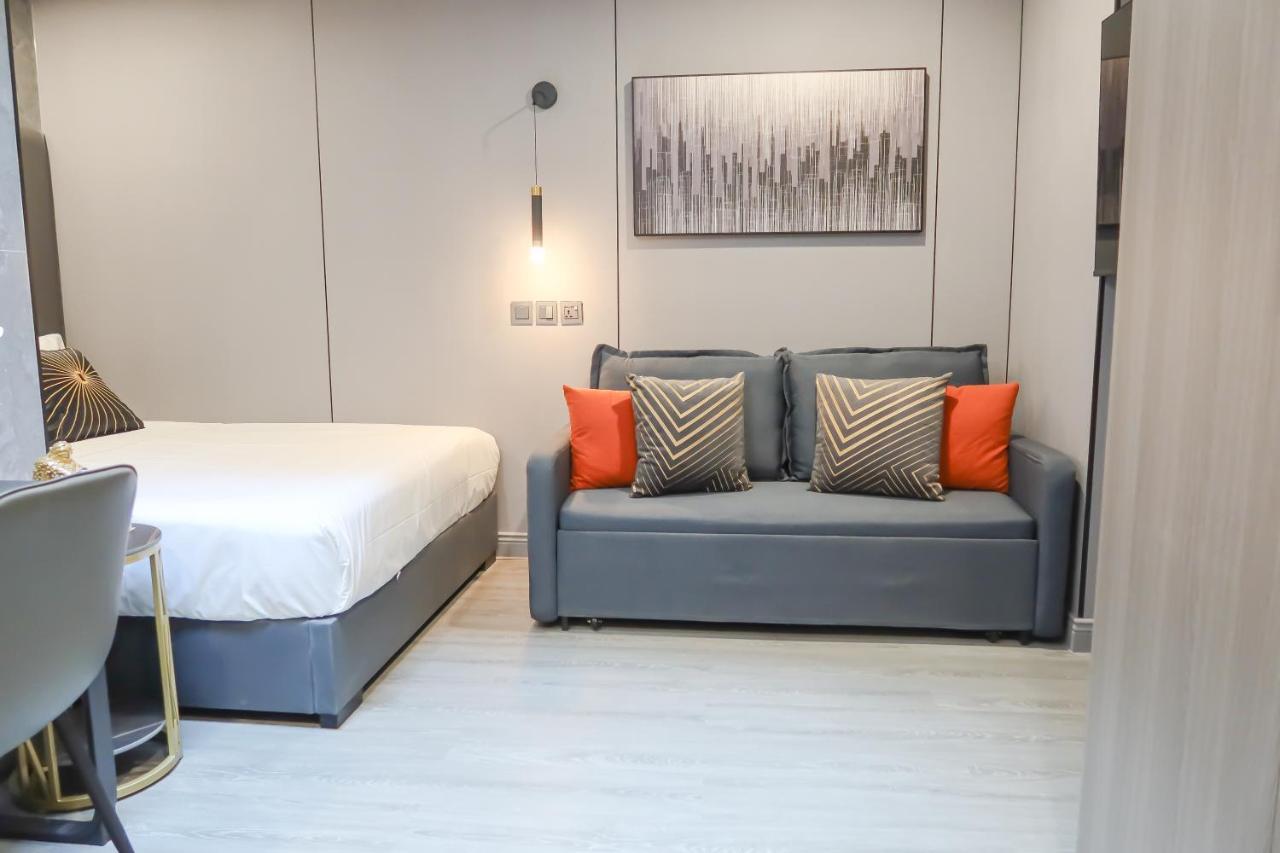 Rr & Apartemen *